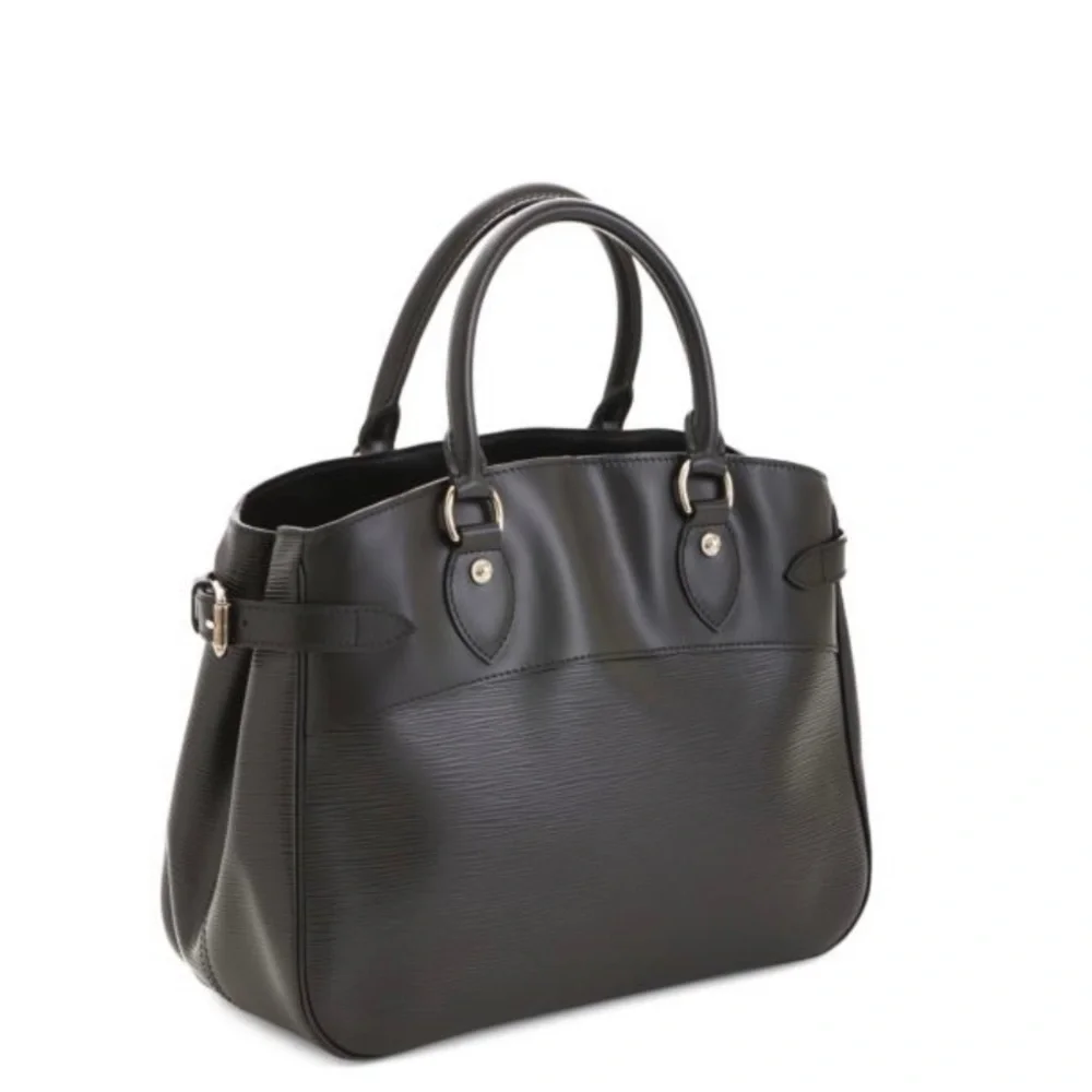 Louis Vuitton Passy PM Epi Leather Satxgw